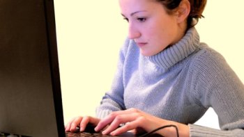 praca-laptop-350.jpg