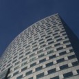 W I kwartale br. skonsolidowany zysk netto ING Banku Śląskiego wyniósł 177,5 mln zł, wobec 80,8 mln przed rokiem. Bank zwiększył przychody o 18% , zanotował wzrost podstawowych wielkości komercyjnych,...